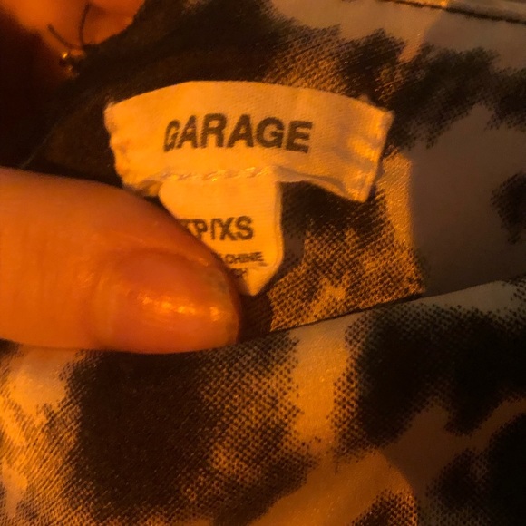 Brand: garage / XS satin navy, black, white (marble effect) vv flattering <3 - Picture 4 of 4